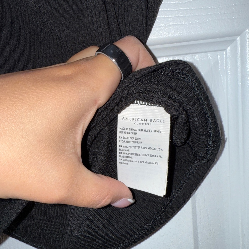 American Eagle Outfitters Black Ribbed Top - Picture 4 of 8